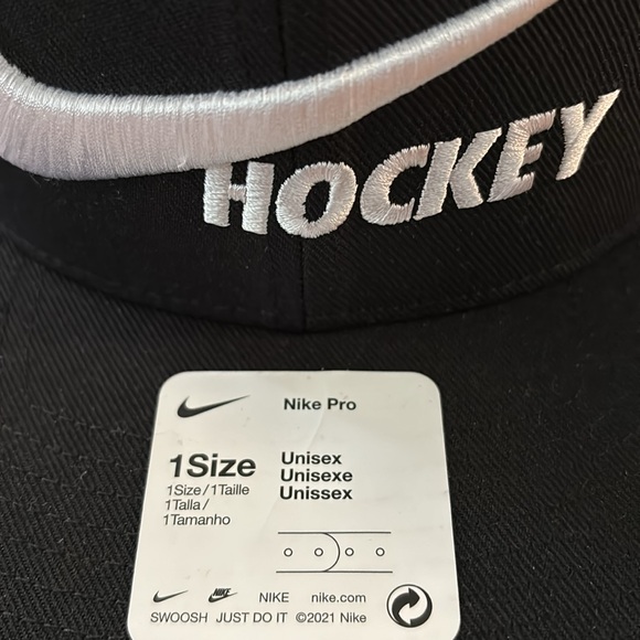 ✔️NWT: NIKE - Men’s Hockey Pro Flatbill Cap - Picture 4 of 11